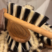 Bath brush with handle - oiled oak