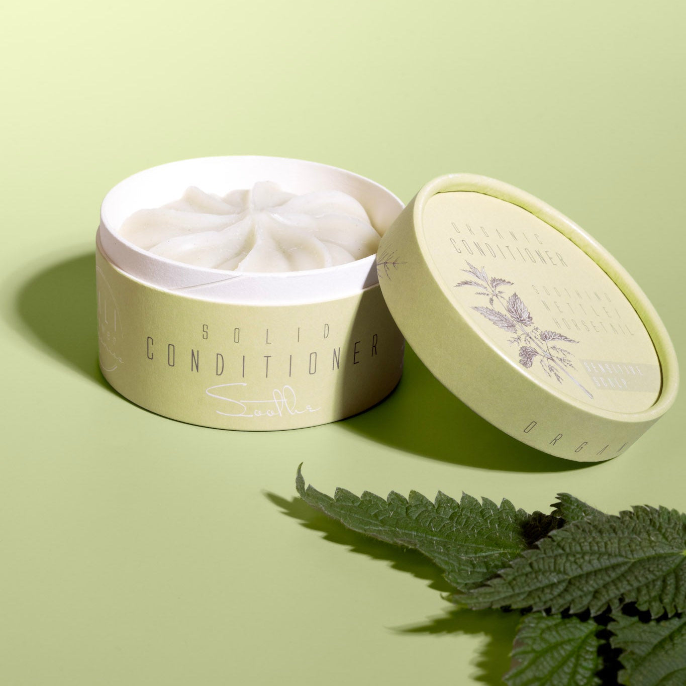 Balsamkaka SOOTHE - med nässla och åkerfräken 80g